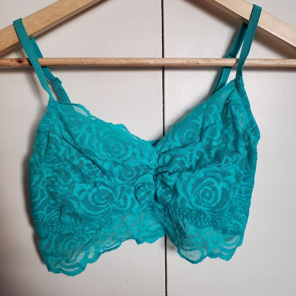 Lightly lined bralette